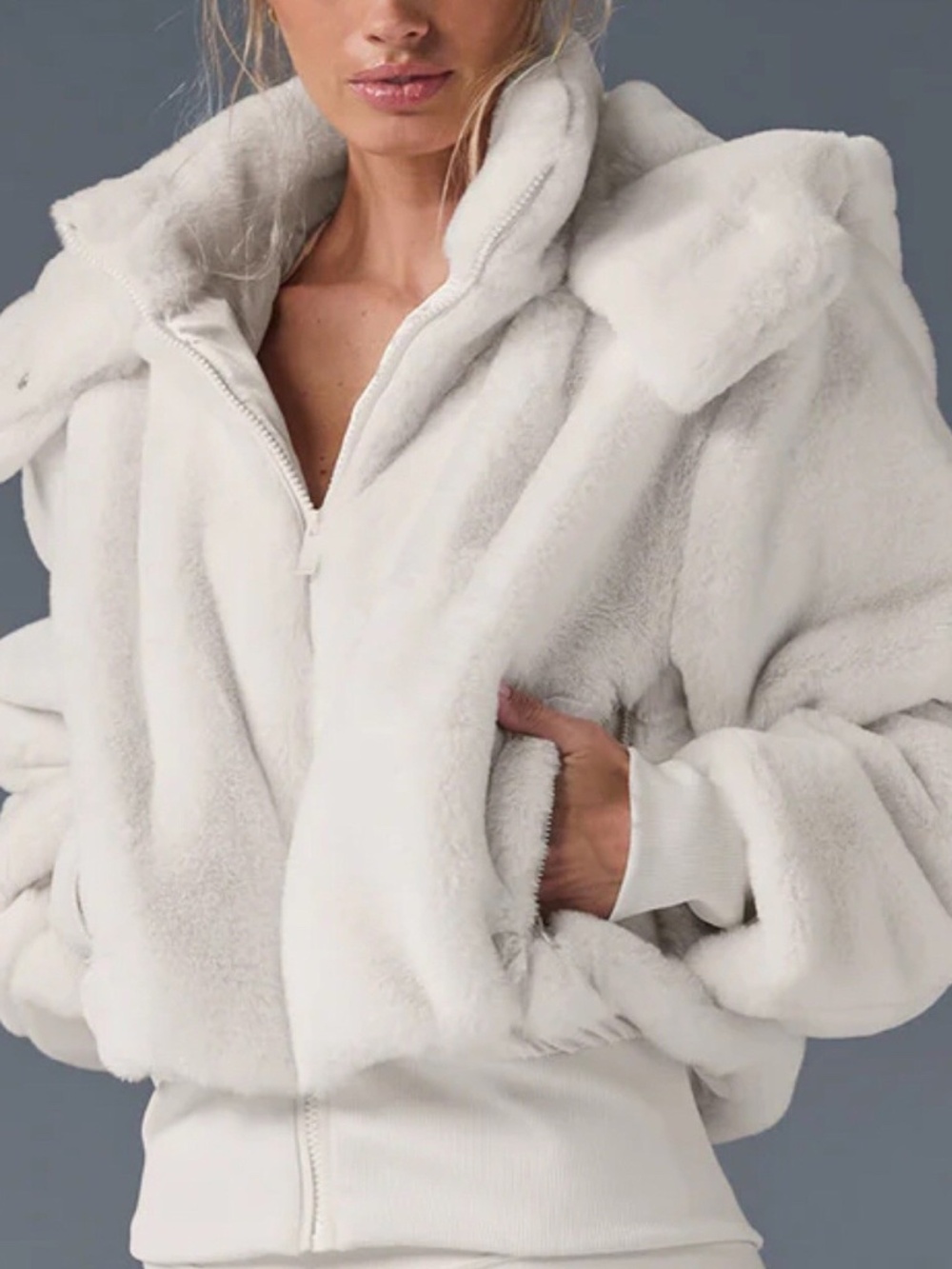 Alo Yoga Faux Fur Foxy Jacket Ivory Small White Missing Hood Jacket Coat Winter